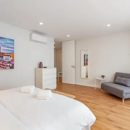 Apartment Palace
